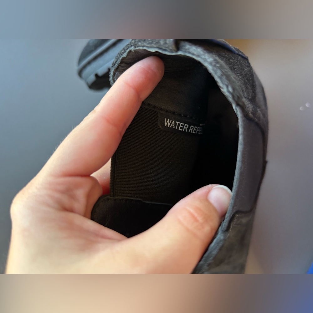 Vince. Heeled Suede Chelsea Boot- 6 - Picture 6 of 10